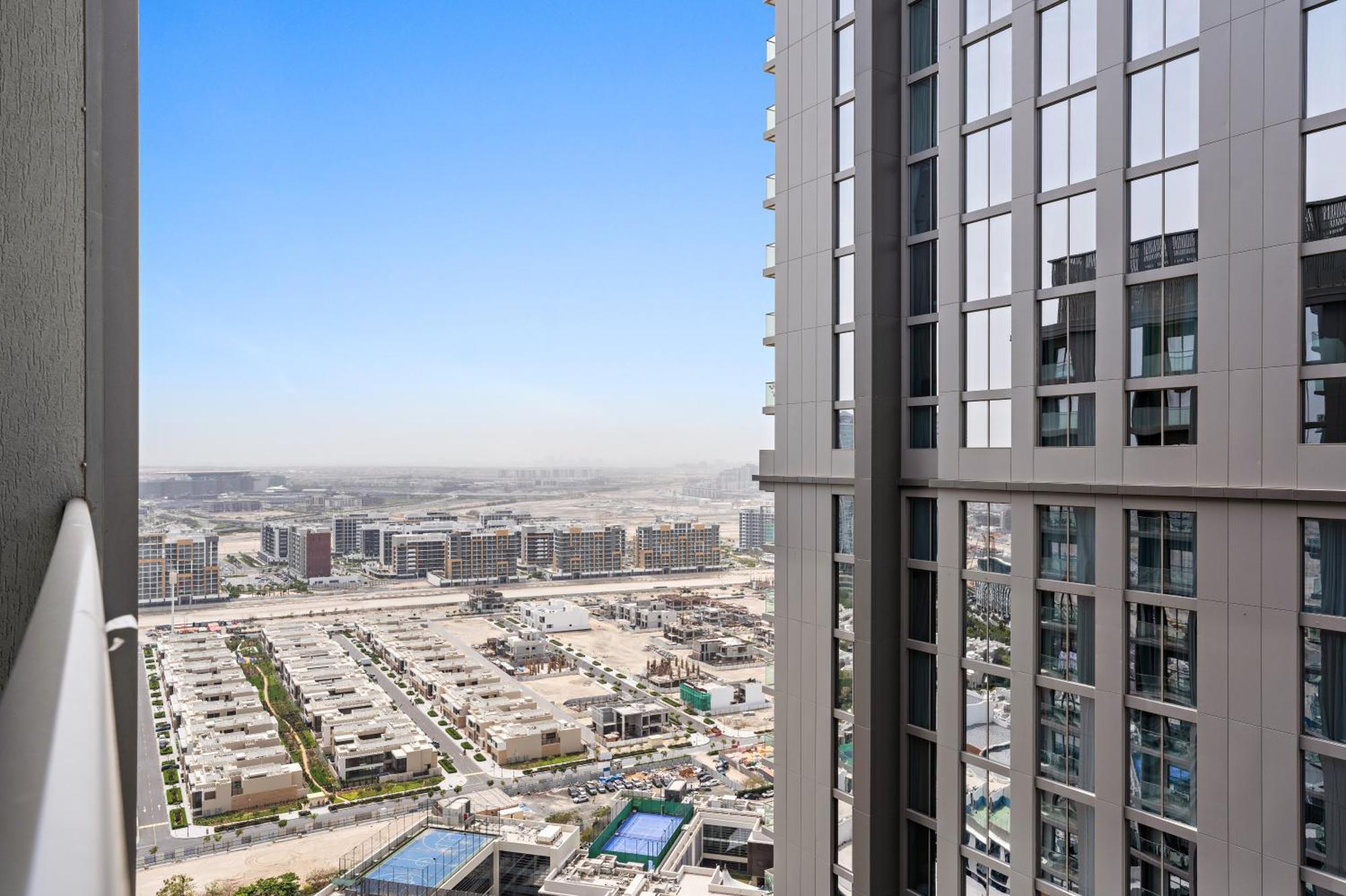 Beautiful 2 Bedroom Next To Business Bay - Sobha Creek Vista Dubai Exterior foto