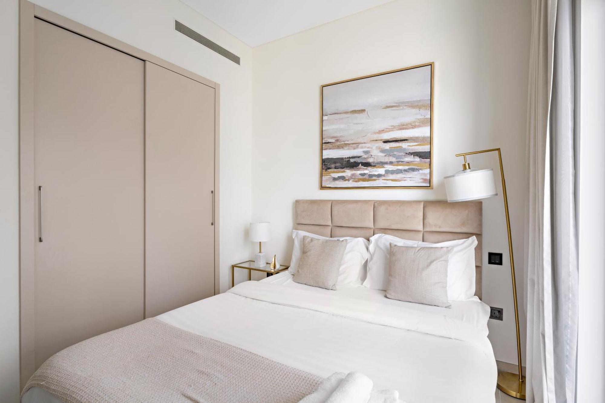 Beautiful 2 Bedroom Next To Business Bay - Sobha Creek Vista Dubai Exterior foto