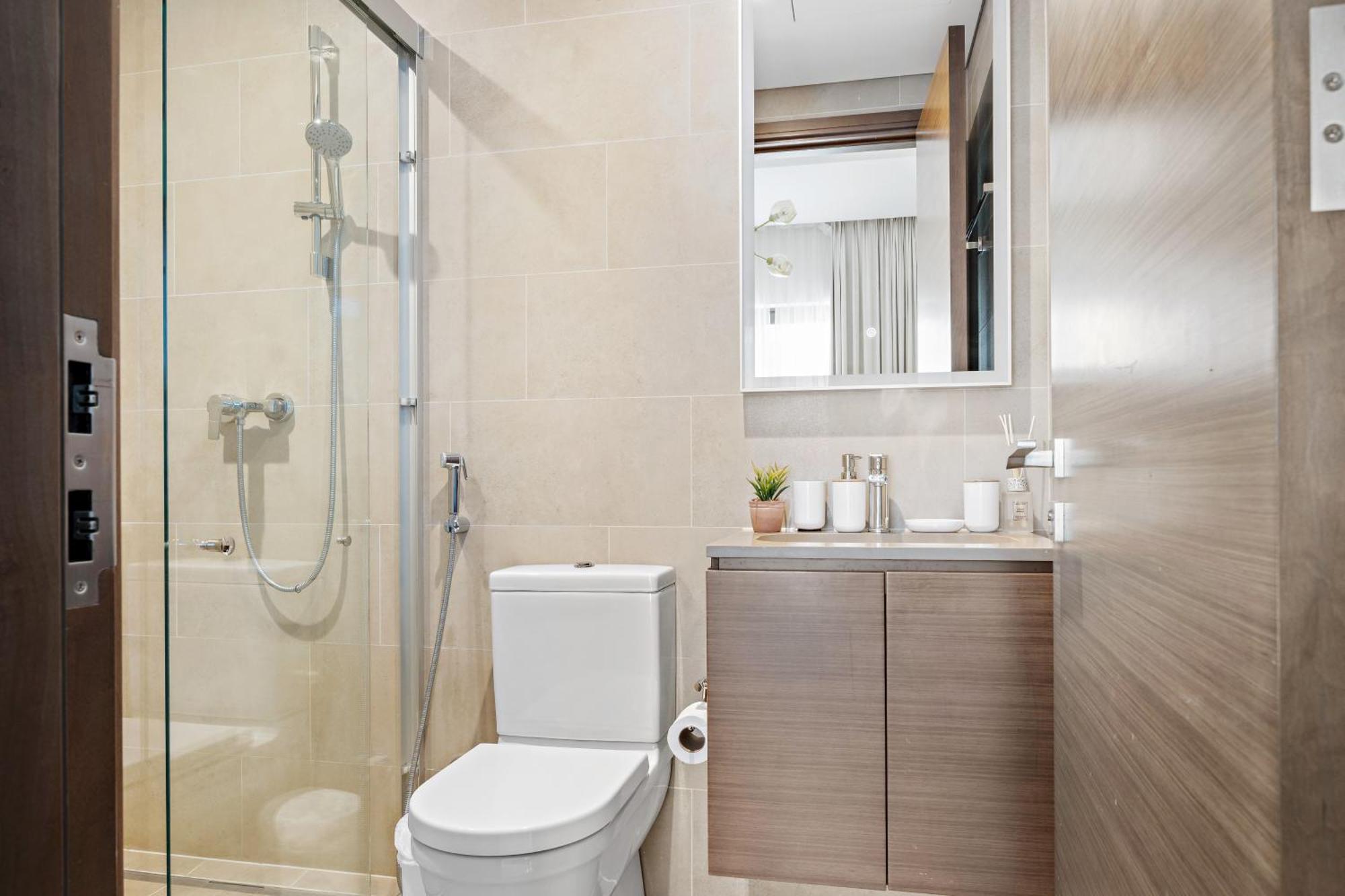 Beautiful 2 Bedroom Next To Business Bay - Sobha Creek Vista Dubai Exterior foto